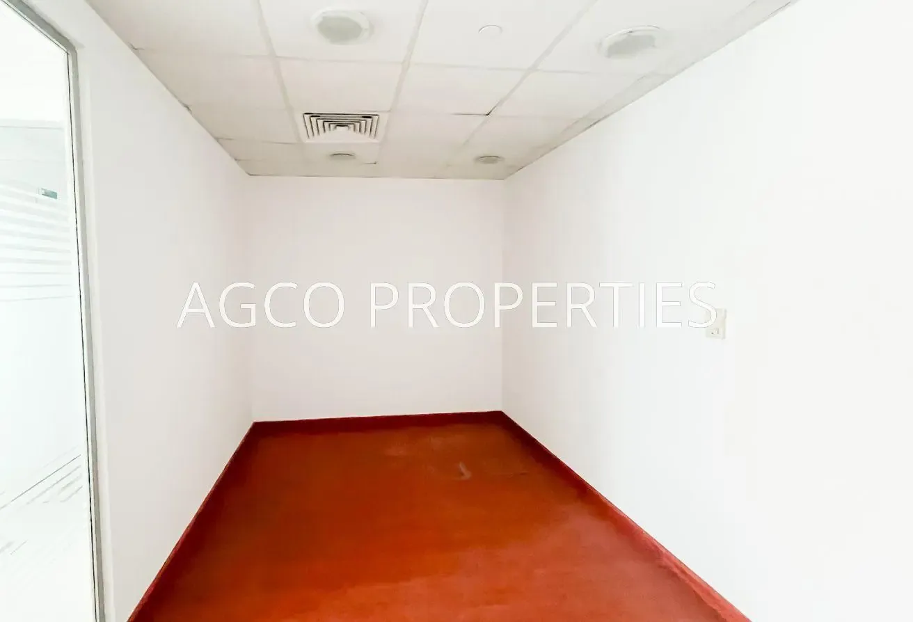 Fitted | 3 Fully Built Private Rooms | Vacant