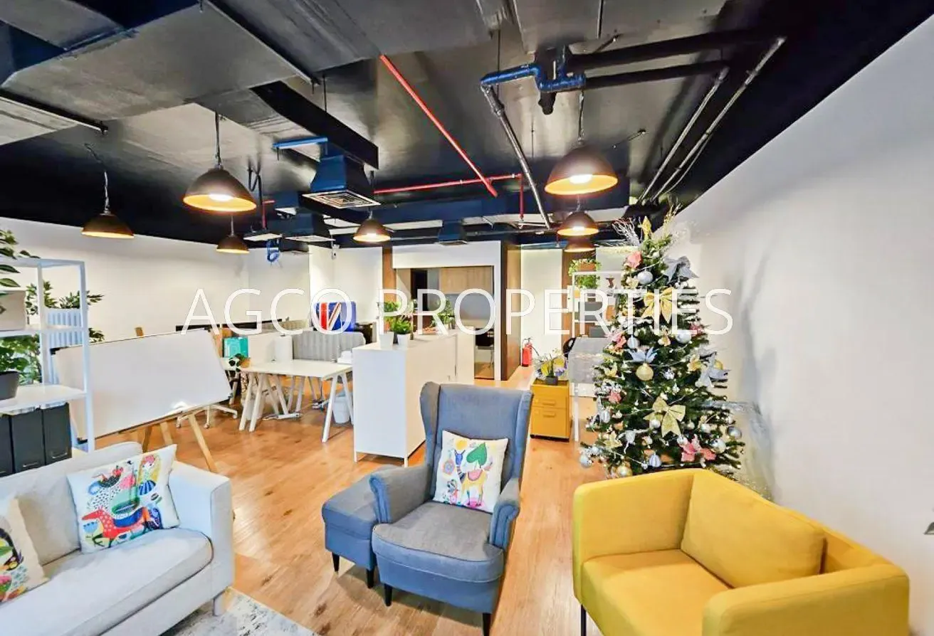Fully Furnished | Modern & Spacious | Lake View