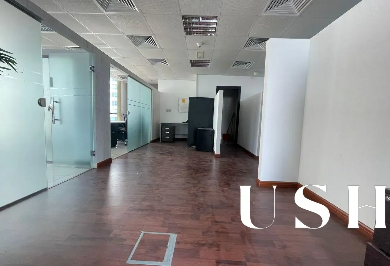 Vacant | Fully Furnished | Lake View | Low Floor
