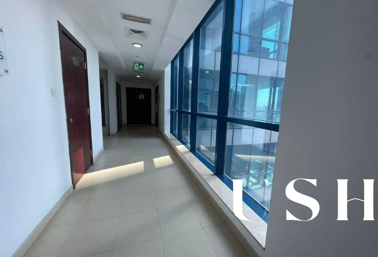 Vacant | Fully Furnished | Lake View | Low Floor