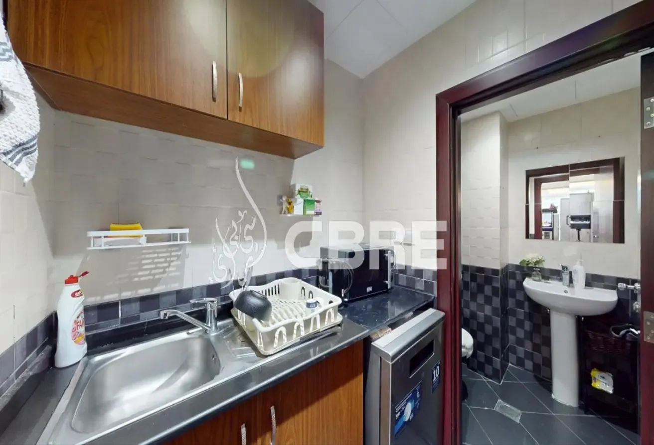 Bright Corner Unit | Community Expert | Furnished
