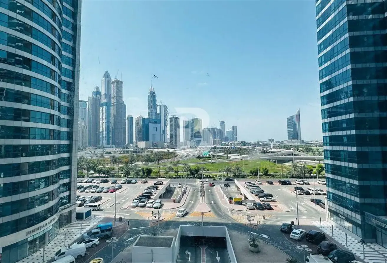 FULLY FITTED | VACANT OFFICE |  LAKE VIEW  | DMCC
