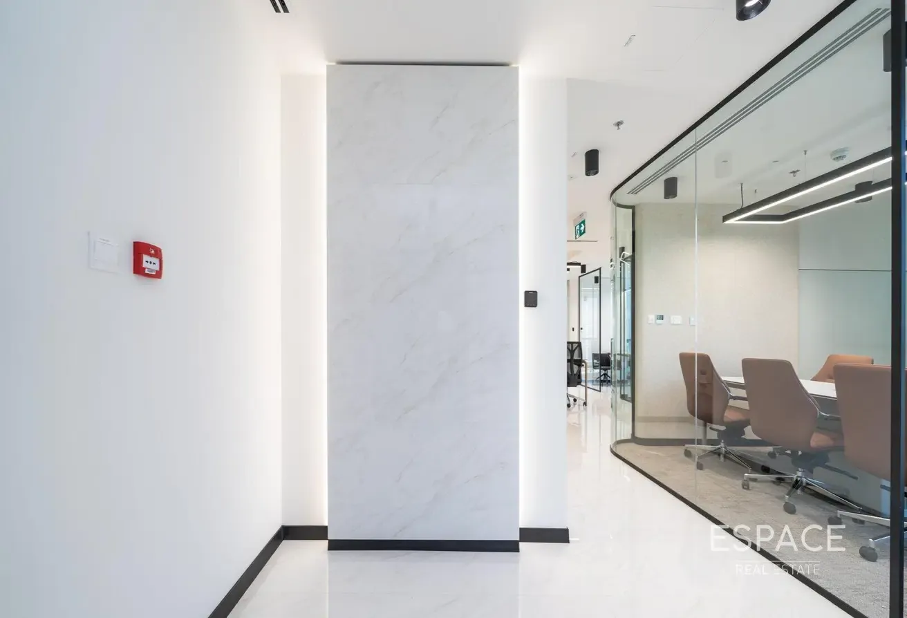 Luxury Office | Fully Furnished | Vacant Now