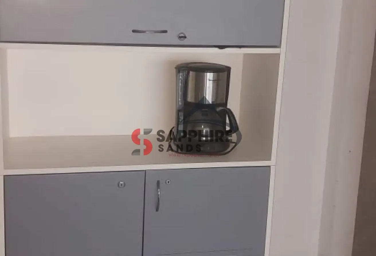 | Ready to move | Vacant | high floor | Furnished