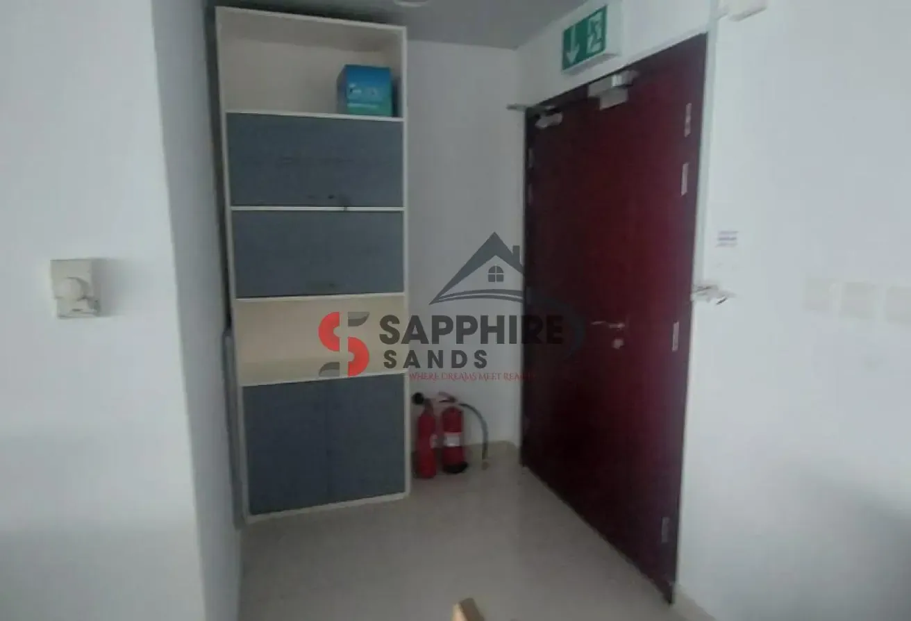 | Ready to move | Vacant | high floor | Furnished