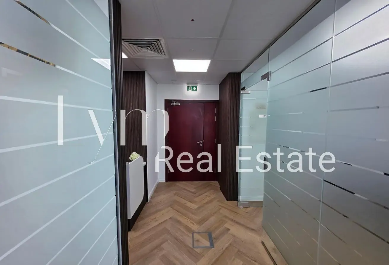 Beautiful Furnished Office | Jumeriah Bay X2