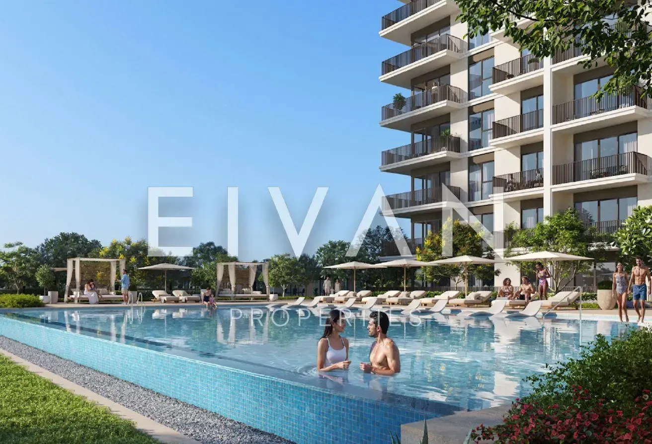 Contemporary 3BR + Study | Family Home | Golf View