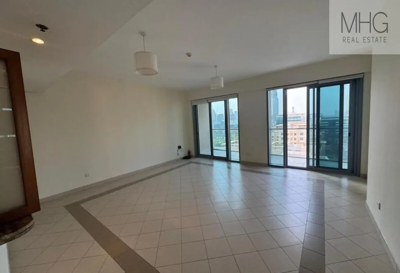 GOLF COURSE VIEW | VACANT | READY TO MOVE-IN