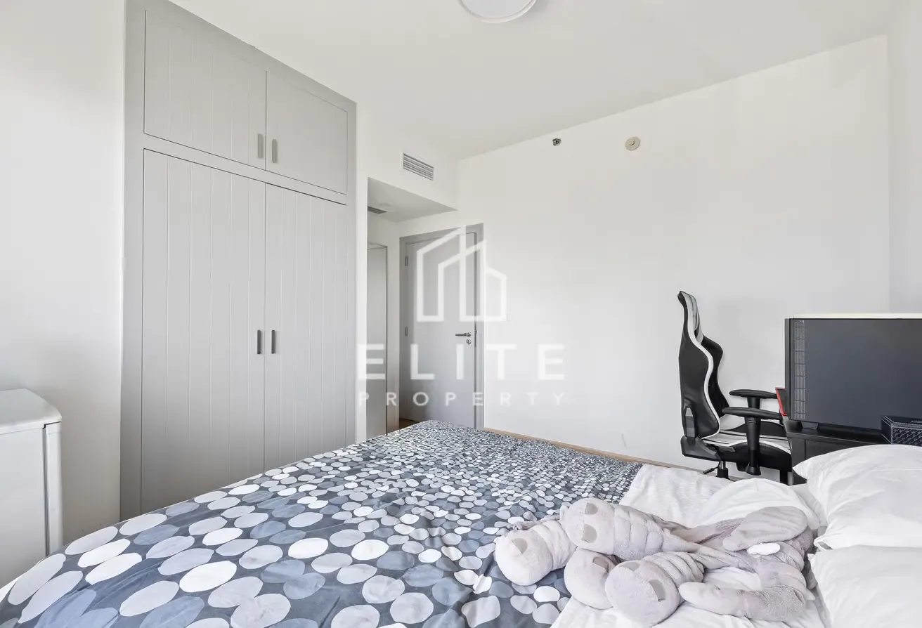 GOLF VIEW | FULLY UPGRADED | VACANT SOON