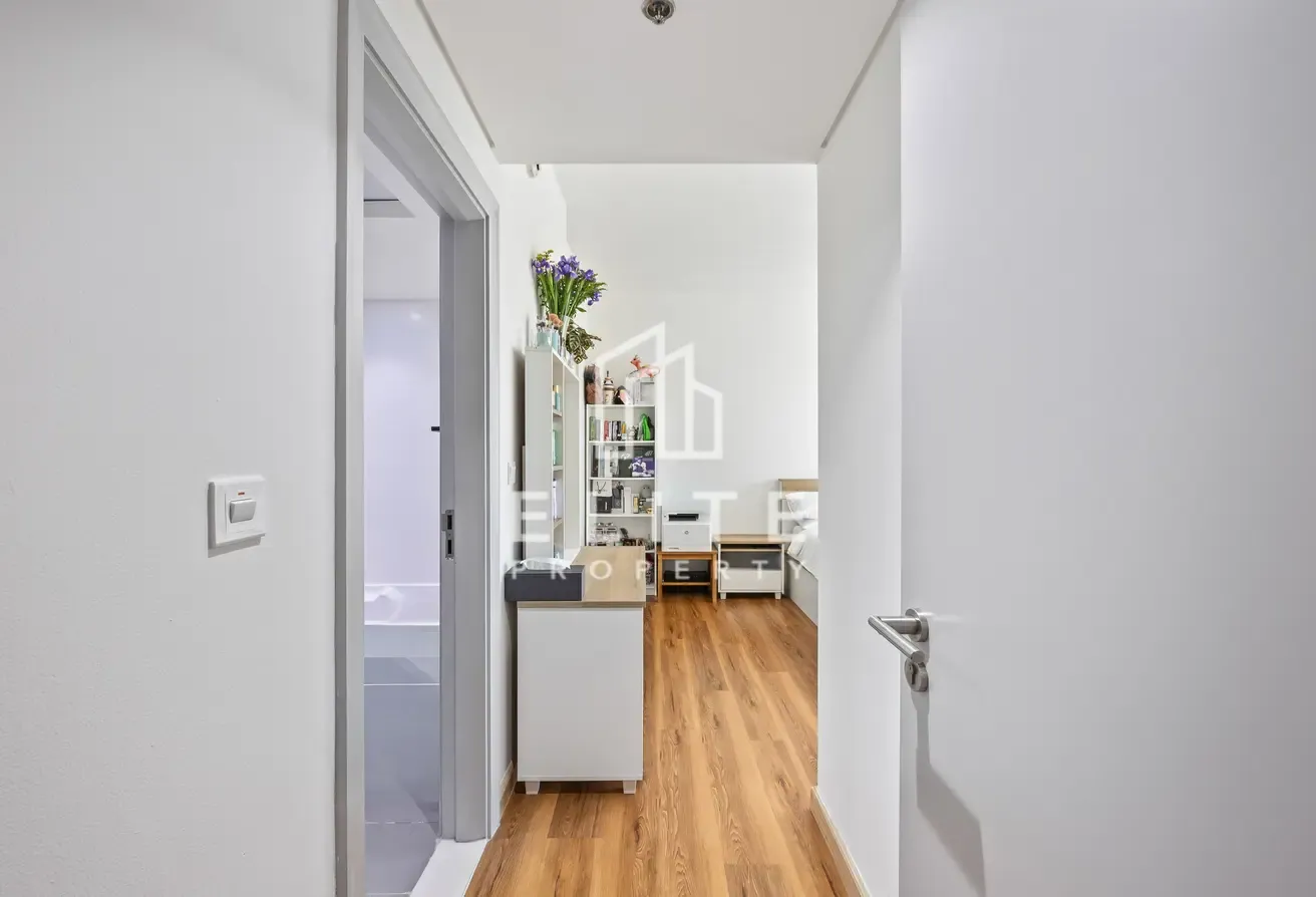 GOLF VIEW | FULLY UPGRADED | VACANT SOON