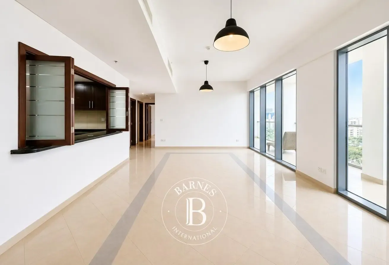 Spacious Unit | Great Views | Vacant
