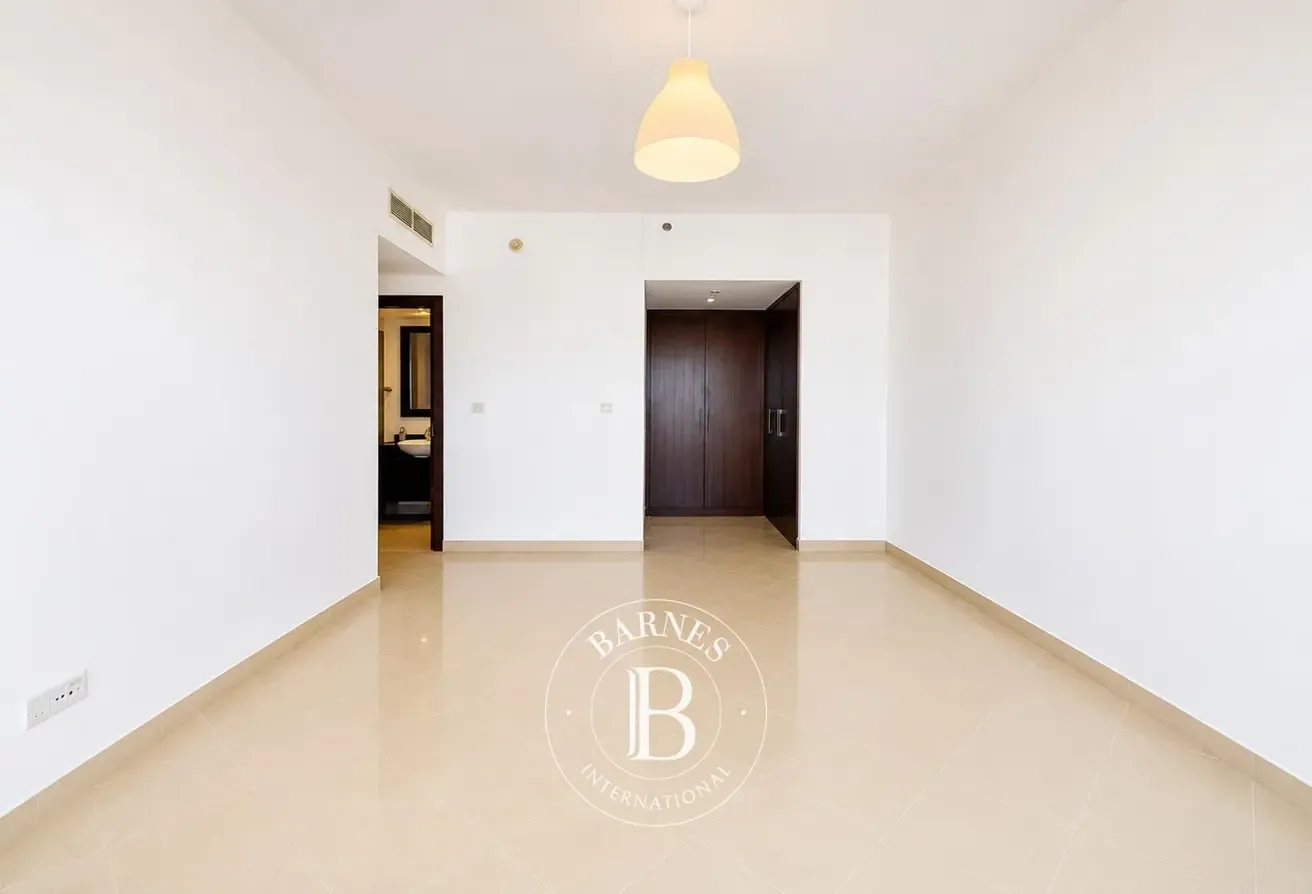 Spacious Unit | Great Views | Vacant