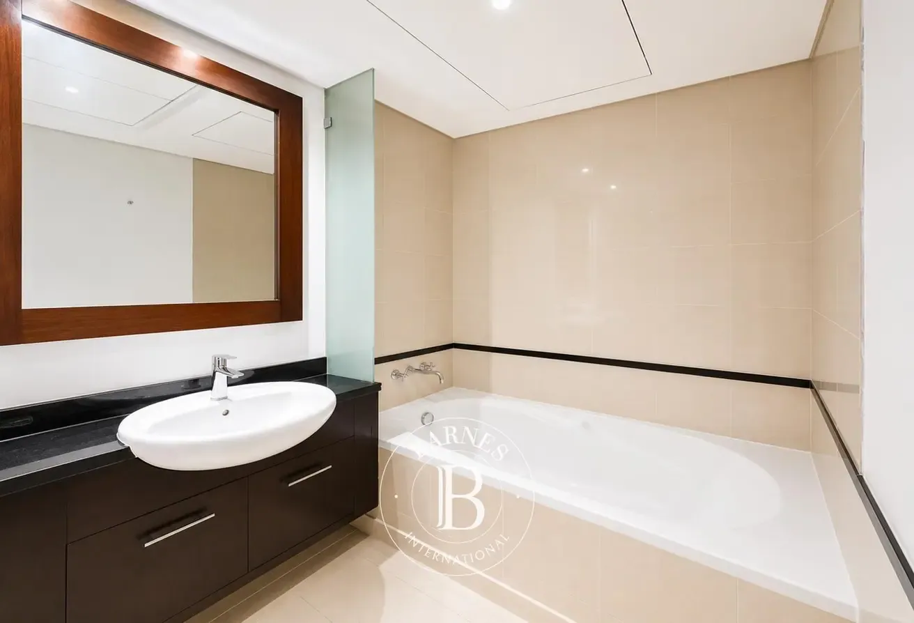 Spacious Unit | Great Views | Vacant