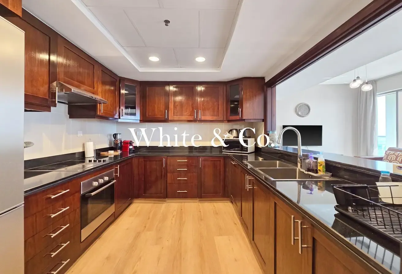 Vacant soon  | Golf Course View | Spacious