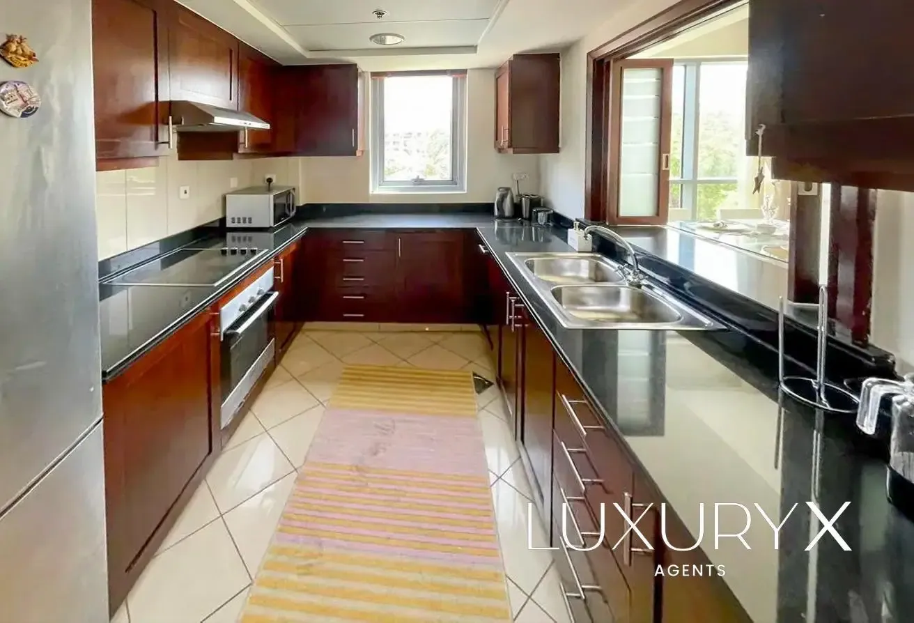Spacious Unit | Low Floor | Motivated