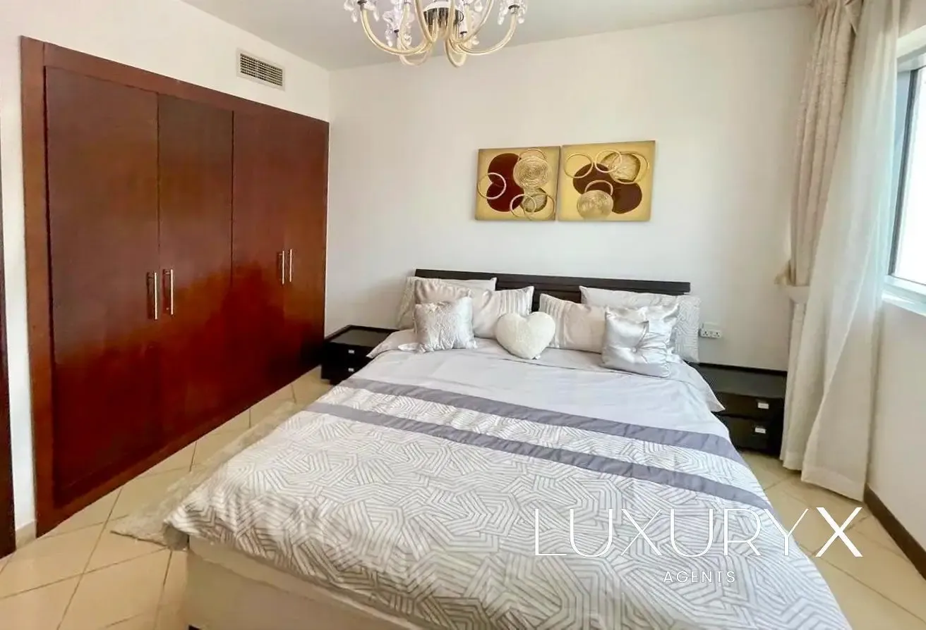 Spacious Unit | Low Floor | Motivated