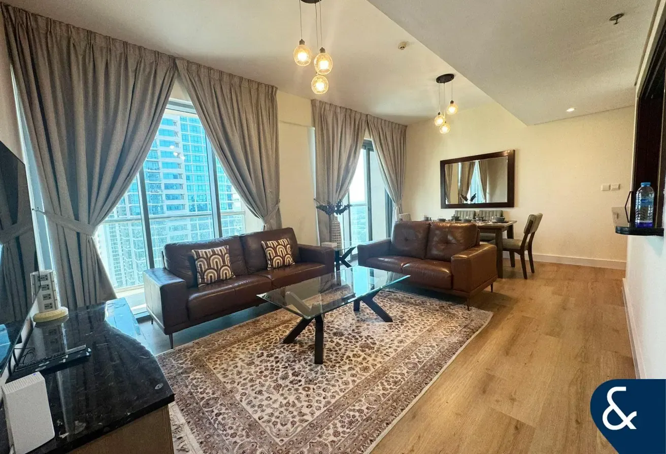 2 Bed | Large Balcony | Golf + Lake View
