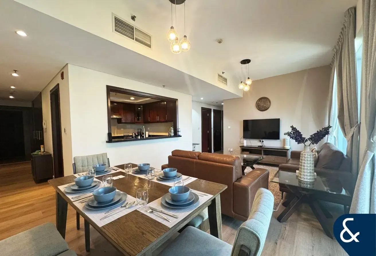 2 Bed | Large Balcony | Golf + Lake View