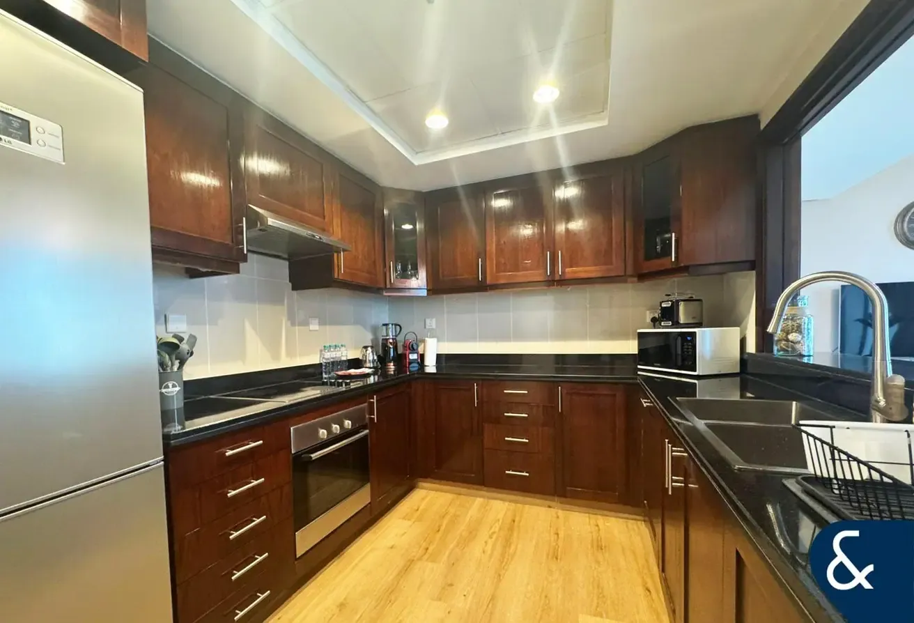 2 Bed | Large Balcony | Golf + Lake View