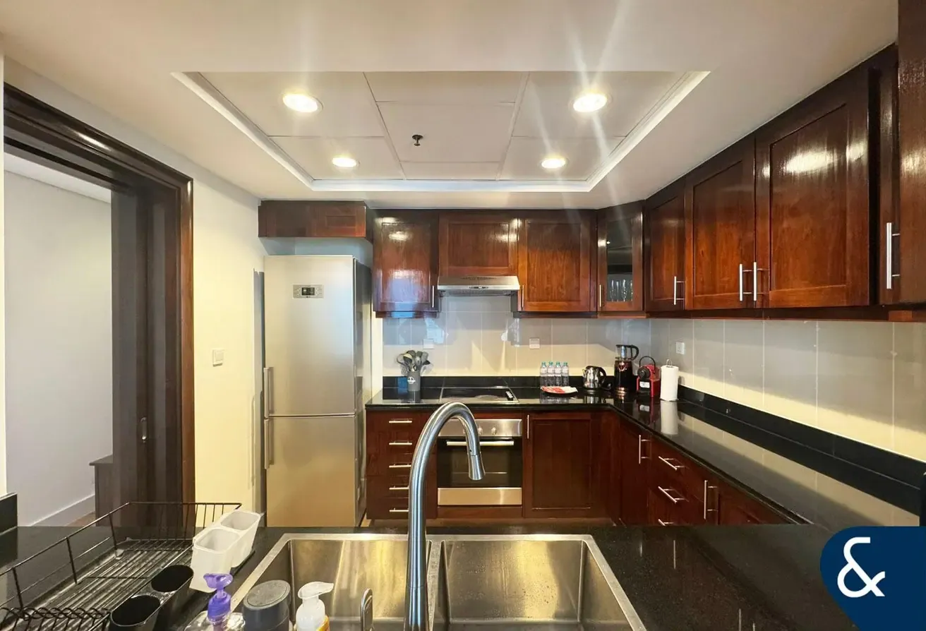 2 Bed | Large Balcony | Golf + Lake View