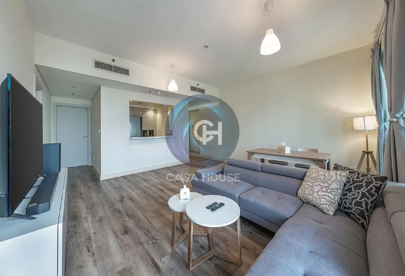 Golf And Palm View - Upgraded - Tenanted -  Vacant