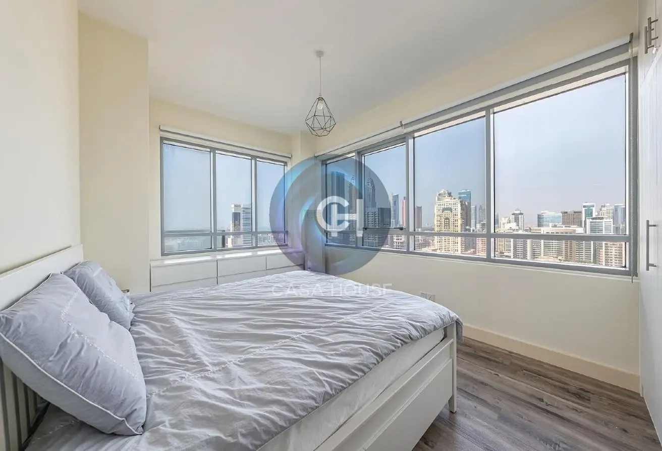 Golf And Palm View - Upgraded - Tenanted -  Vacant