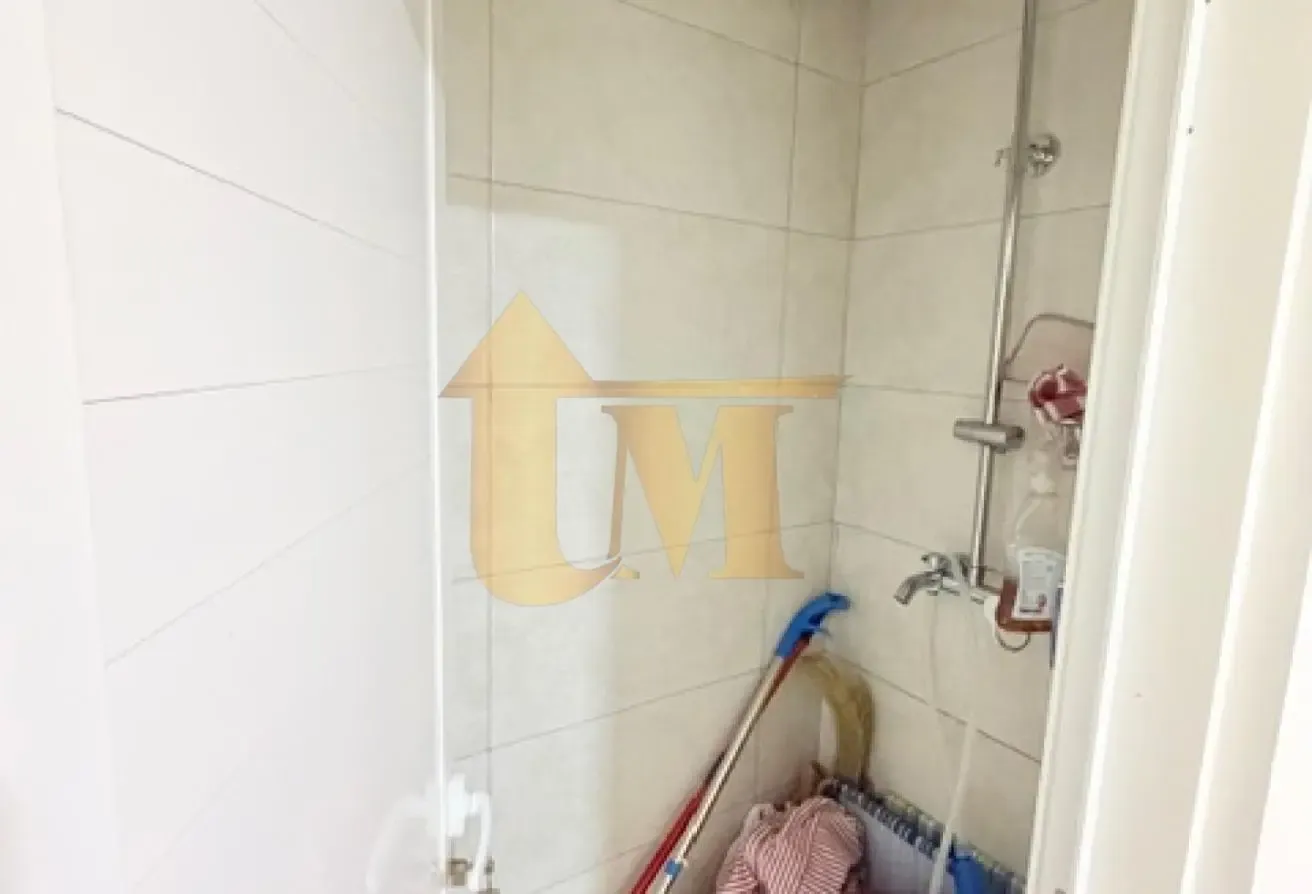 Upgraded 2 Bedroom For Sale In Spain Cluster
