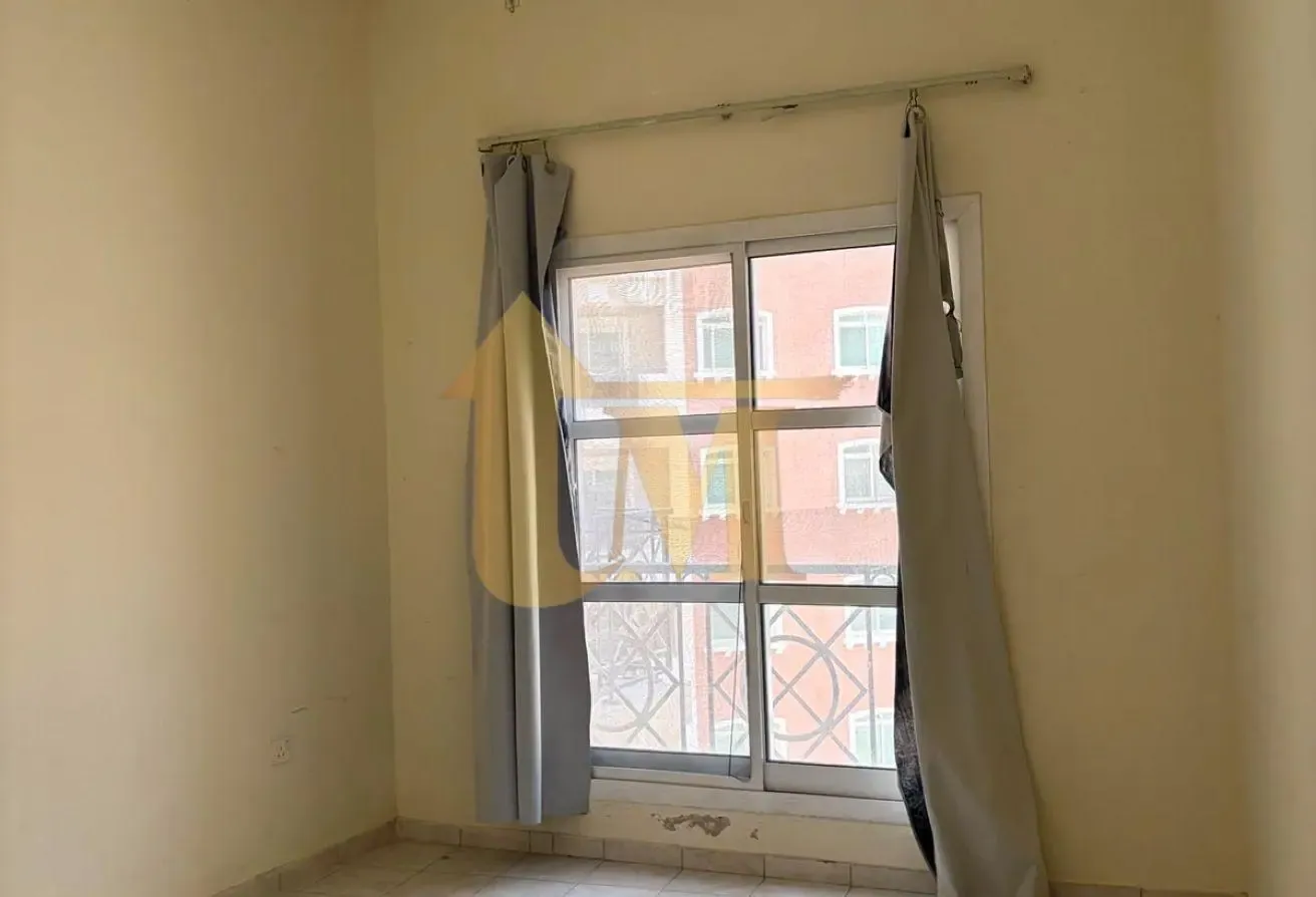 2 BR Apartment with Balcony for Sale in CBD