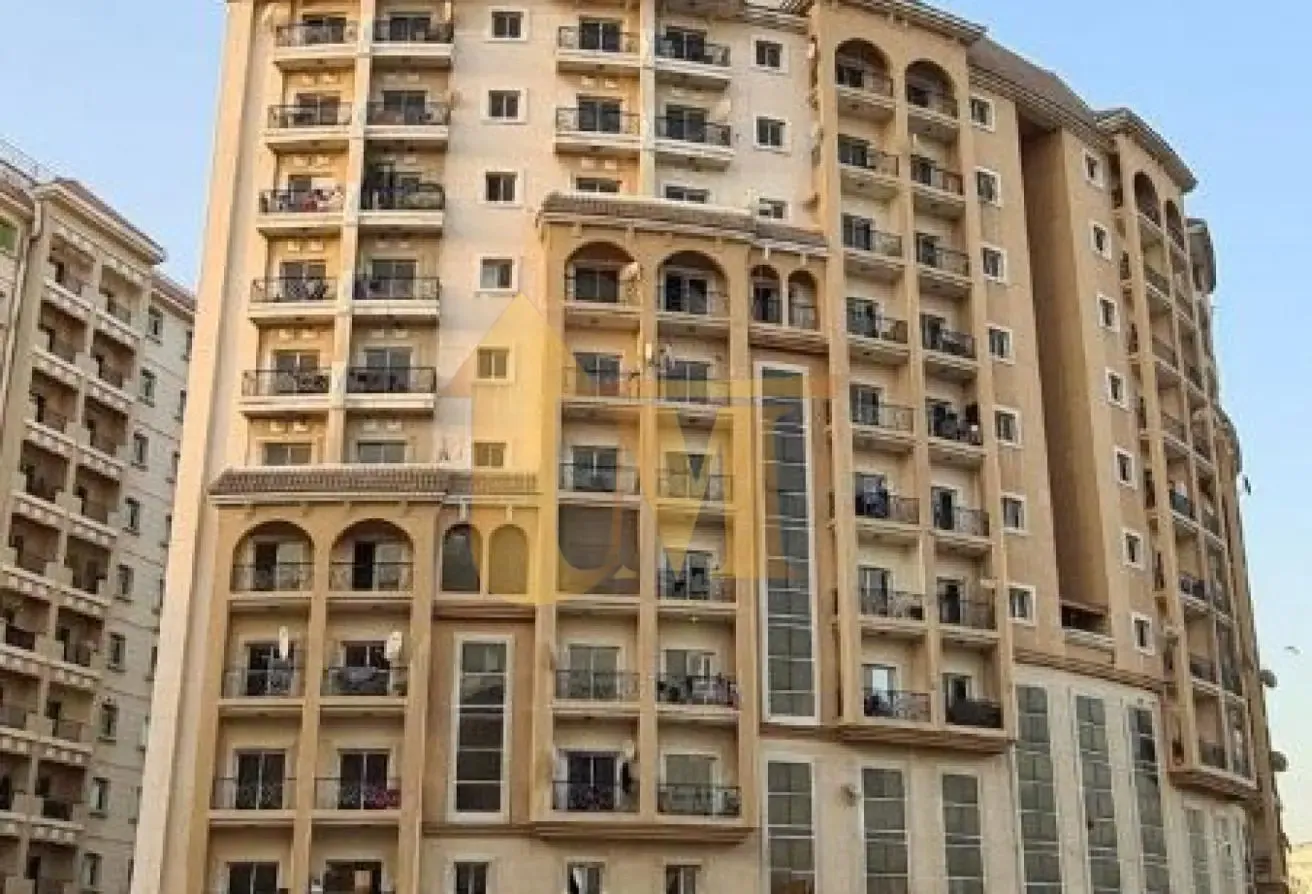 2 BR Apartment with Balcony for Sale in CBD