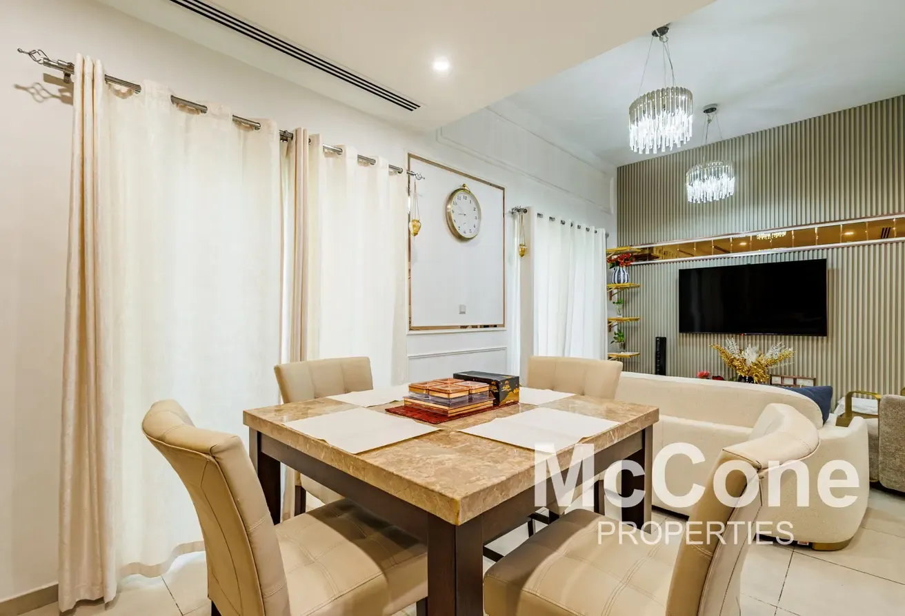 Contemporary | Bright | Spacious