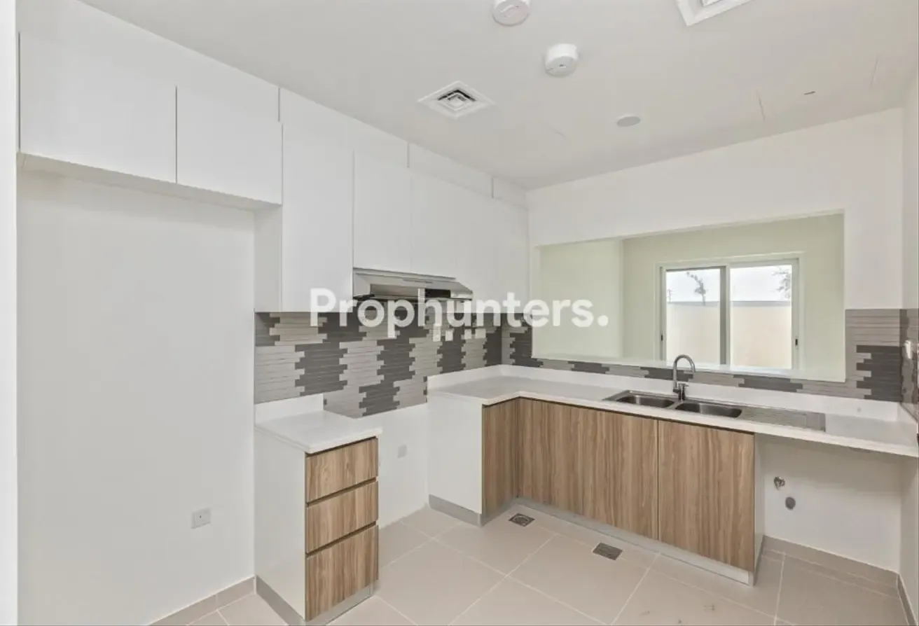 Single Row | Motivated Seller | Prime Location