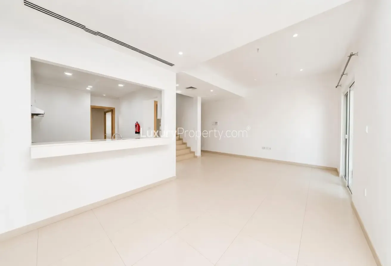 Upgraded Spacious | Single Row | Vastu