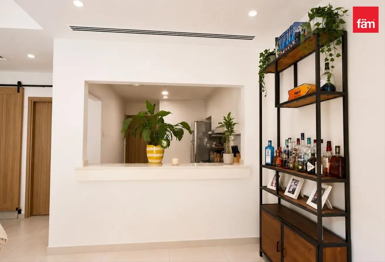 CLOSE TO POOL & AMINITES  WELL MAINTAINED