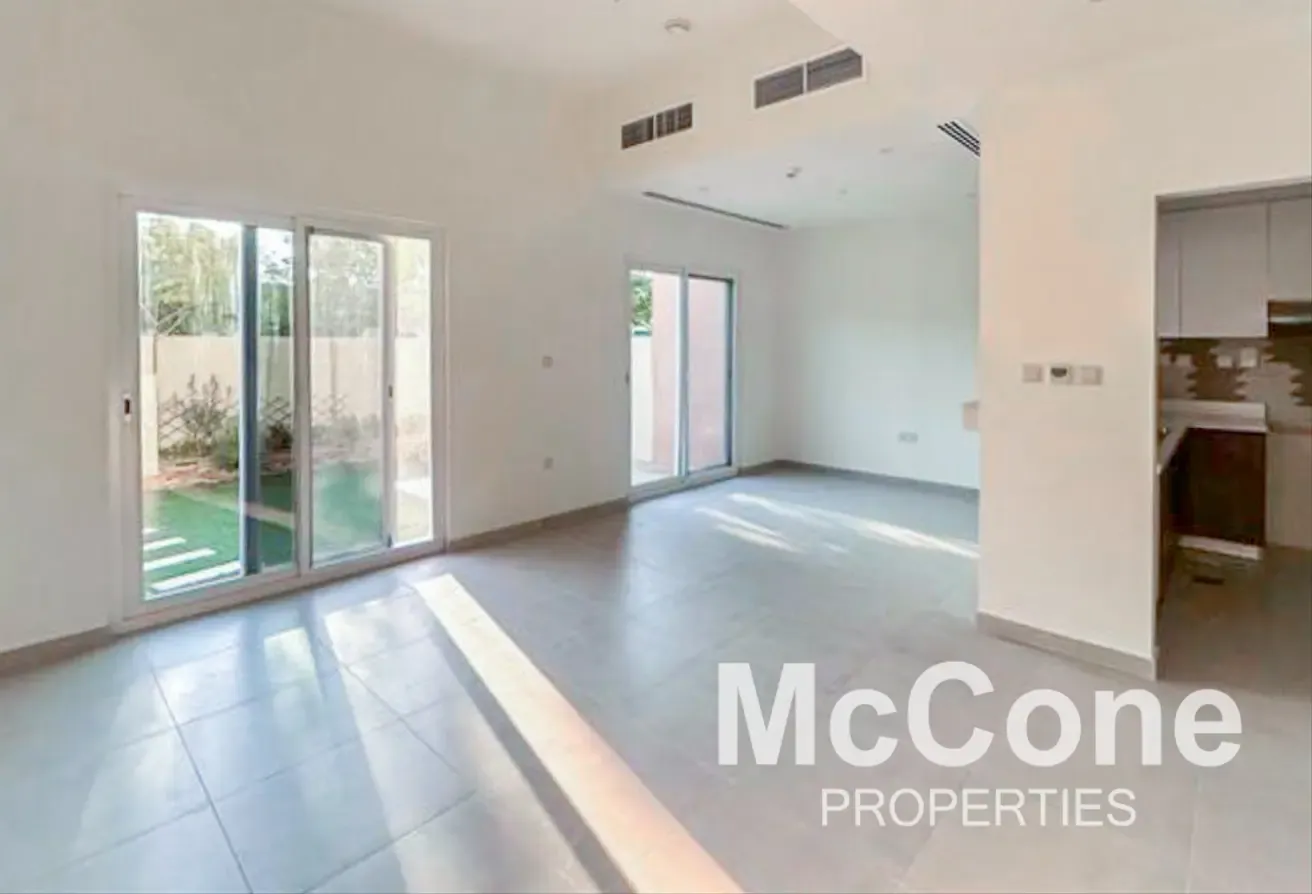 Single Row | Landscaped | Upgraded | Park Backing