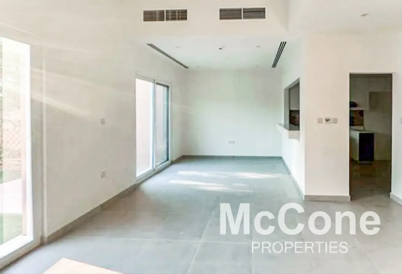Single Row | Landscaped | Upgraded | Park Backing