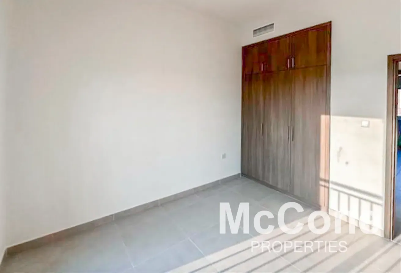 Single Row | Landscaped | Upgraded | Park Backing