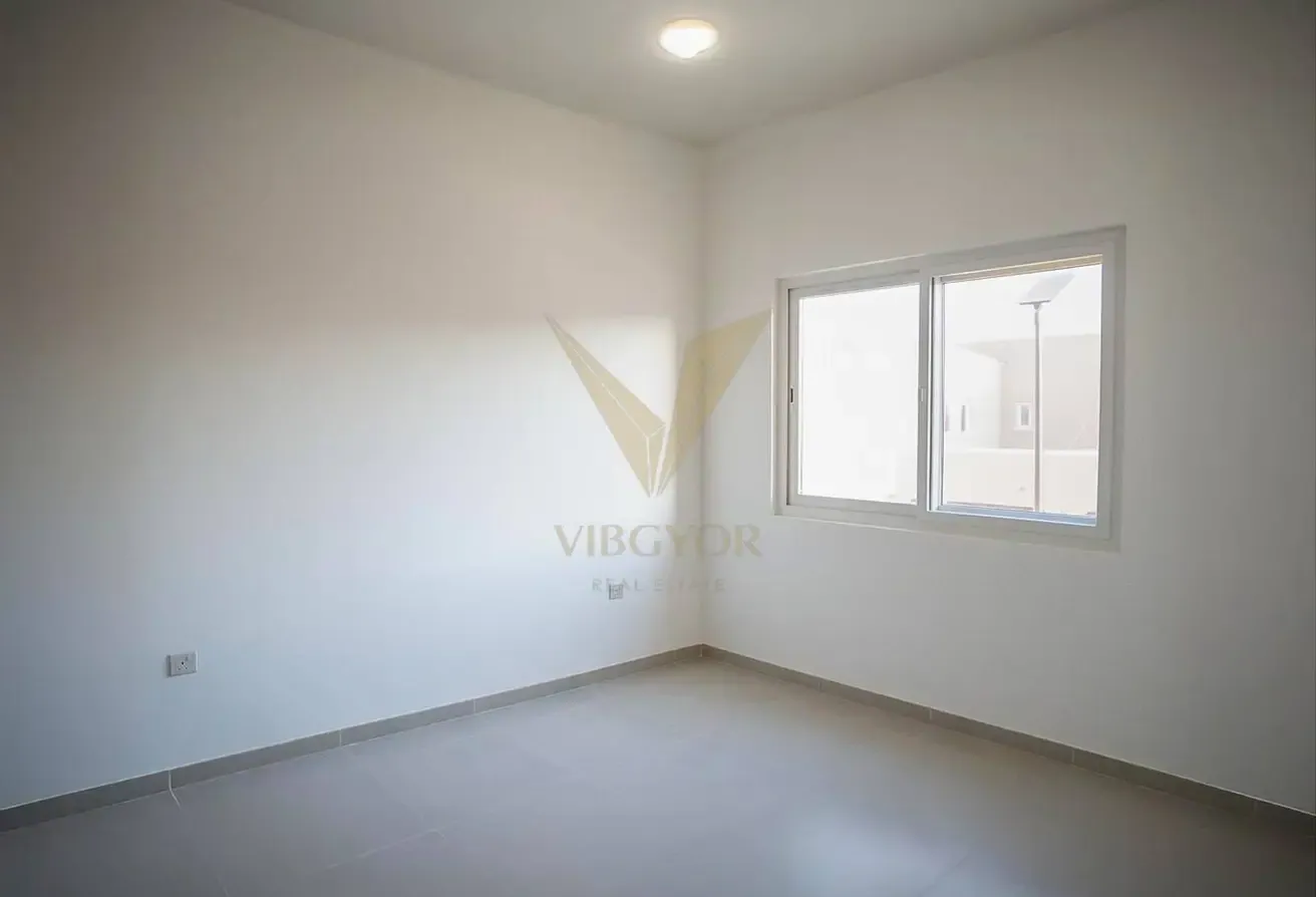 3 BR+M Villa I Private Garden Area| Villanova