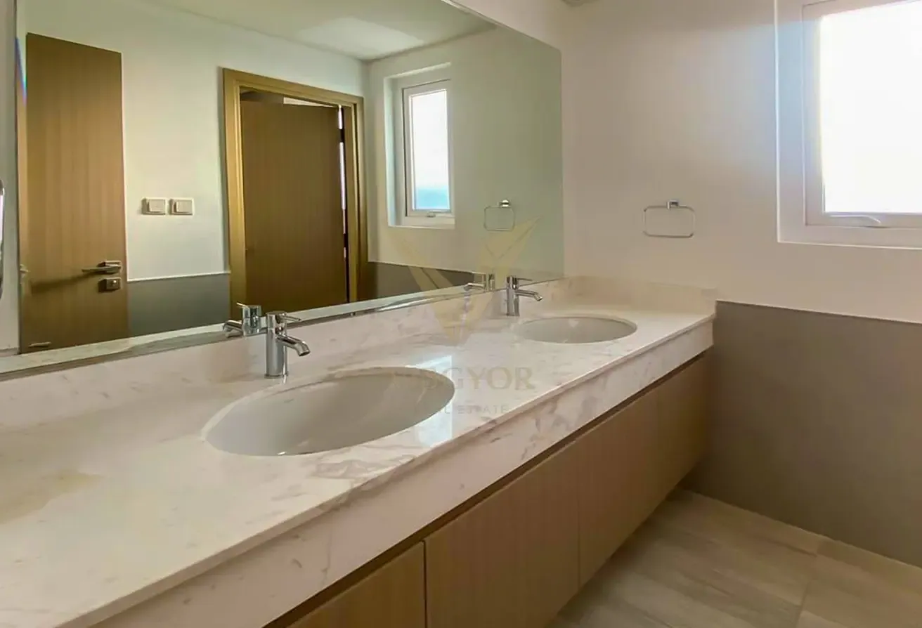 3 BR+M Villa I Private Garden Area| Villanova