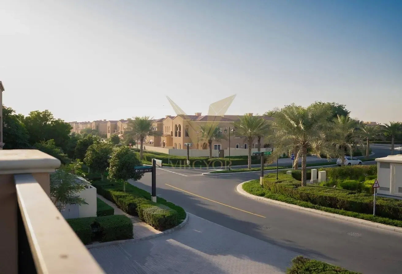3 BR+M Villa I Private Garden Area| Villanova