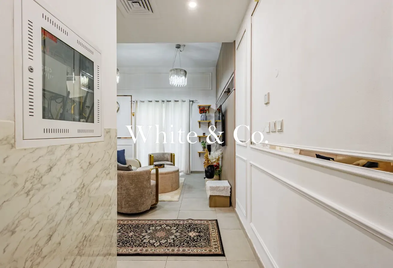Vacant | Well Maintained| Ready to Move In
