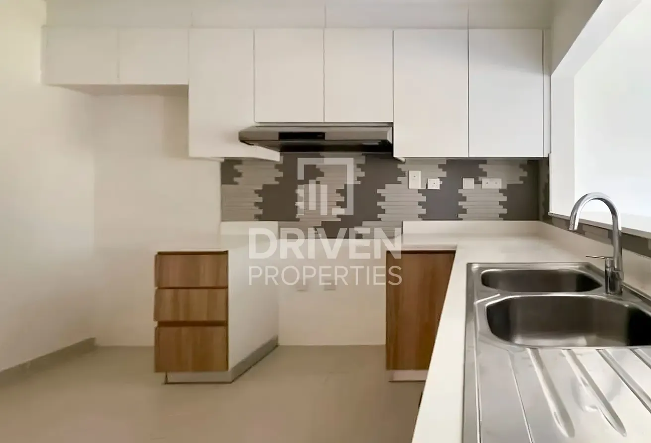 Private Garden | Large Layout | Motivated Seller