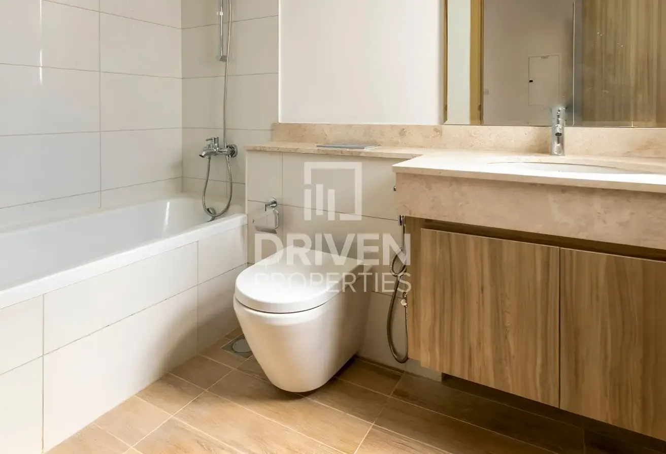 Private Garden | Large Layout | Motivated Seller