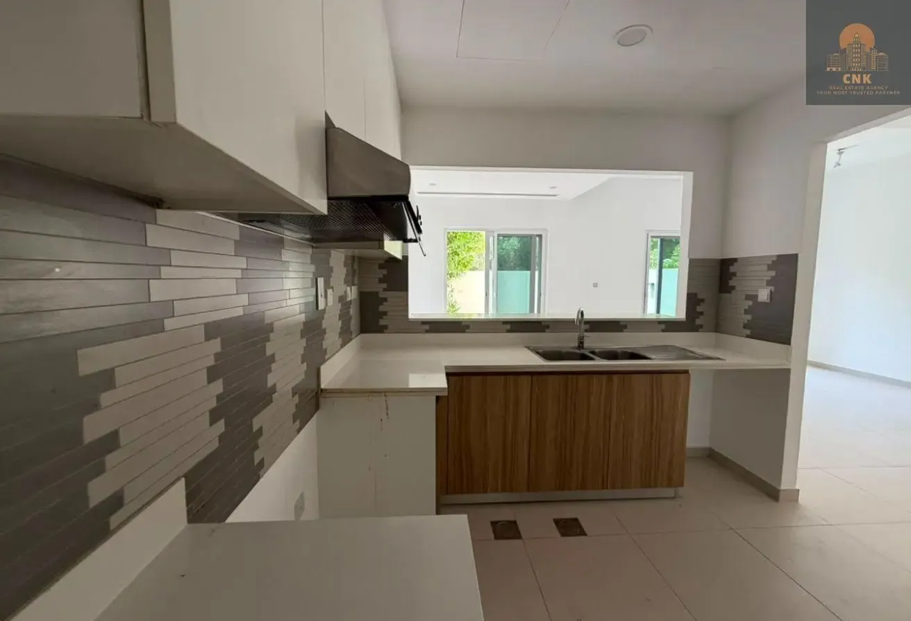 NEAR AMENETIES | VACANT | MOTIVATED SELLER