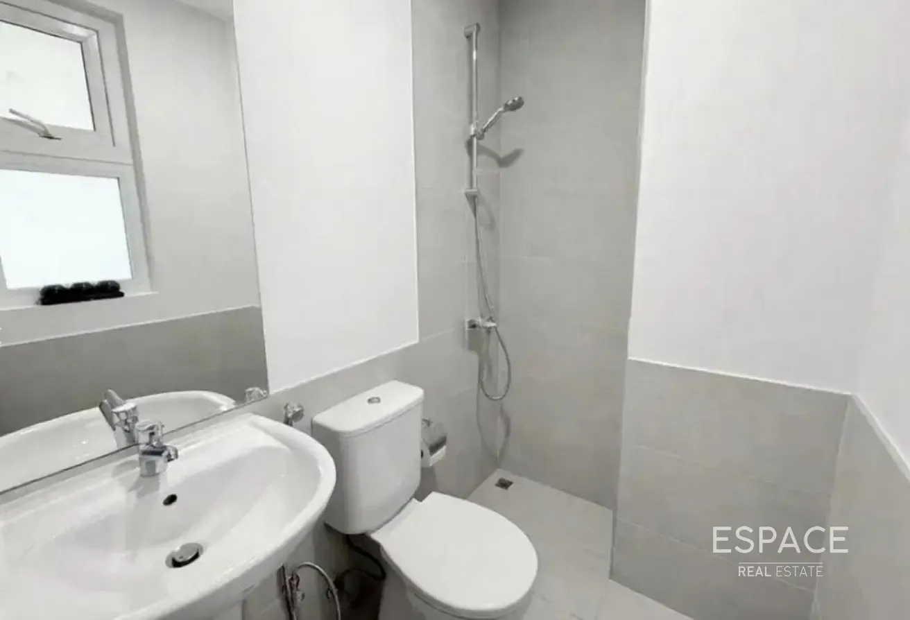 Exclusive | Great Location | Stunning
