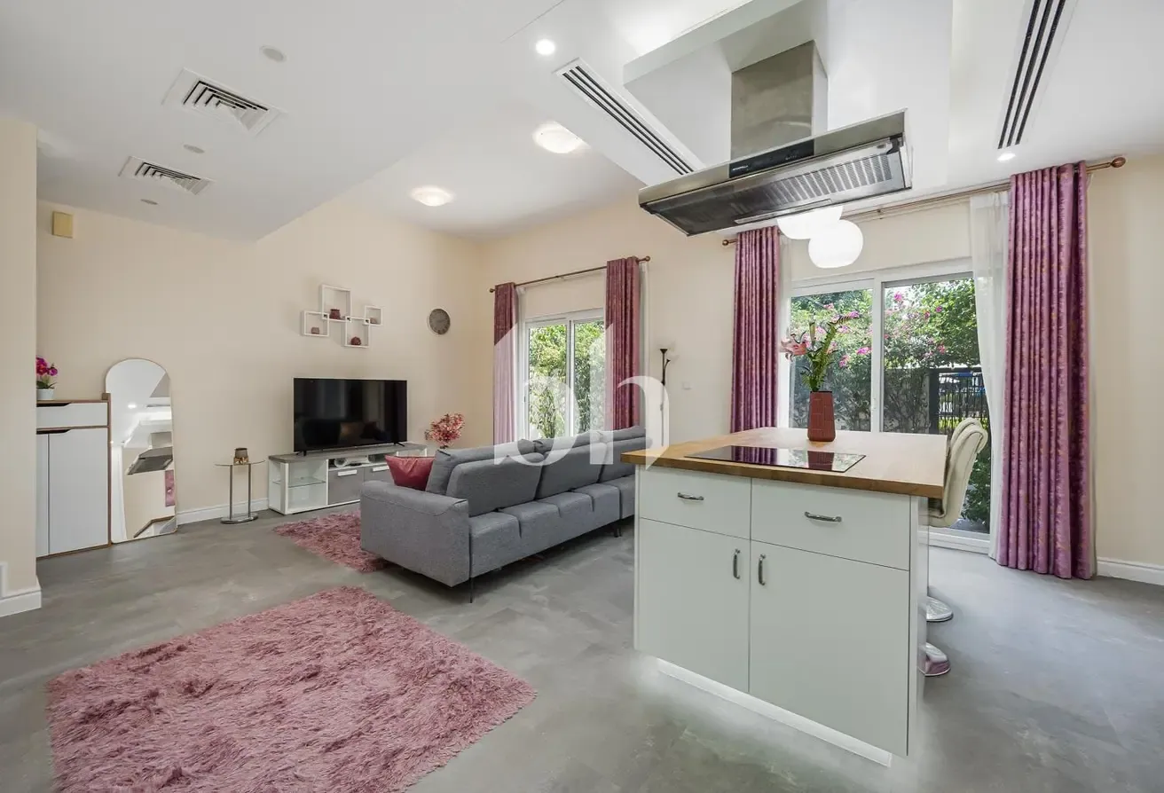 Pool & Park Backing  |  Vastu  |  Motivated Seller
