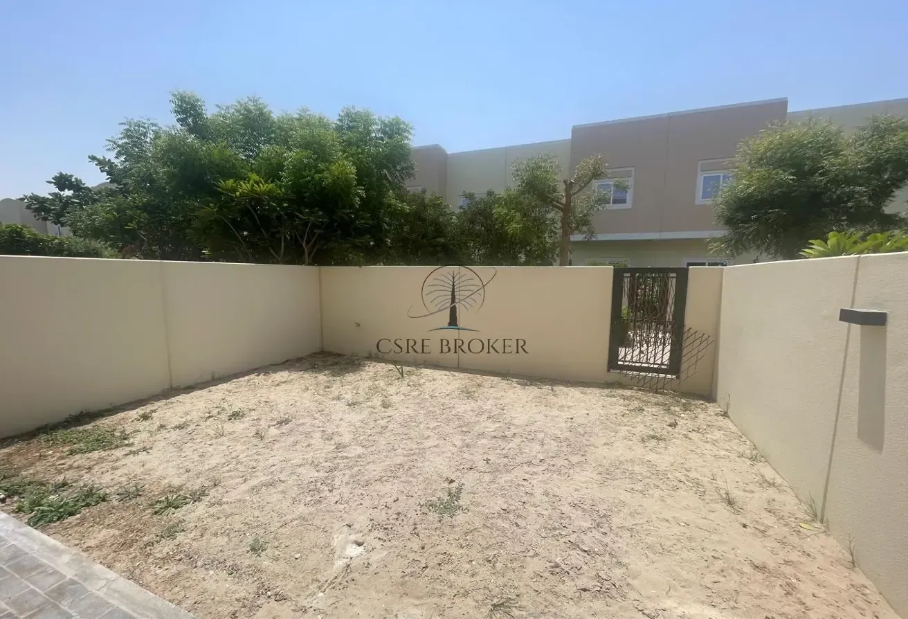 Amazing Location Walking to Pool Vacant