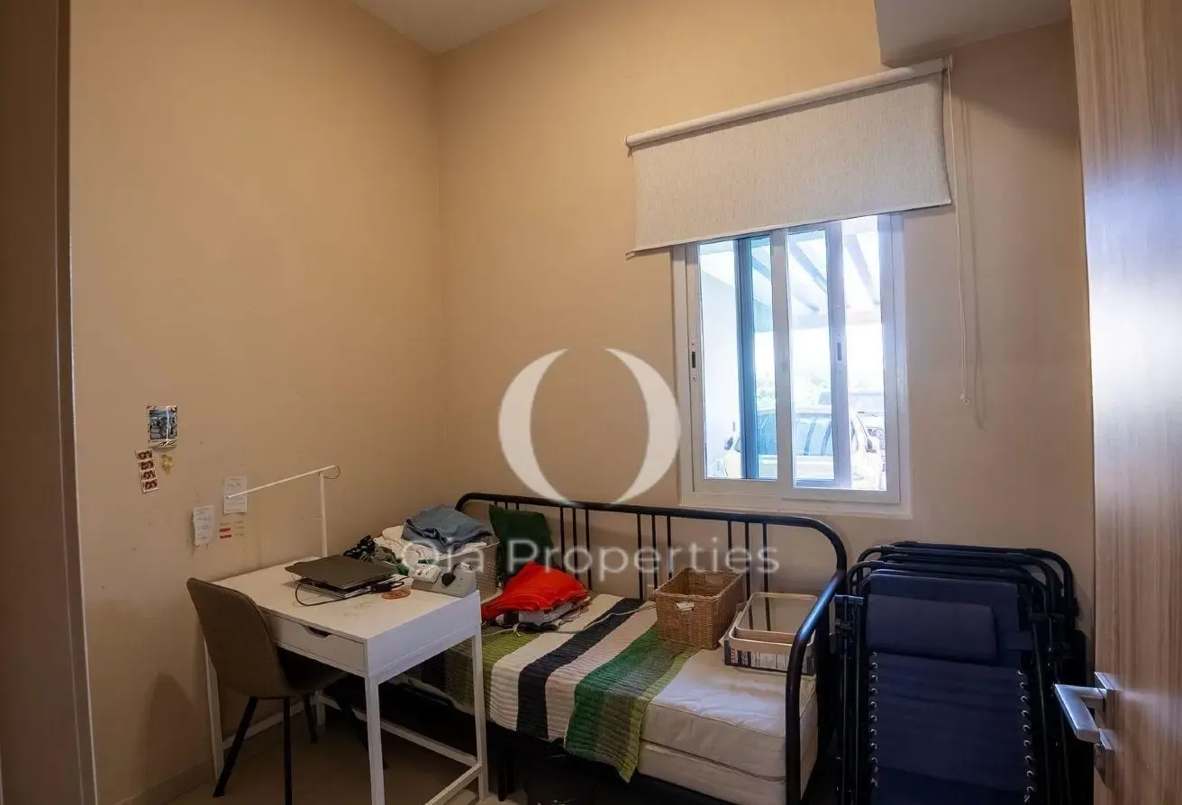 Vacant on Transfer | Upgraded 3BR+Maid |Amaranta 2