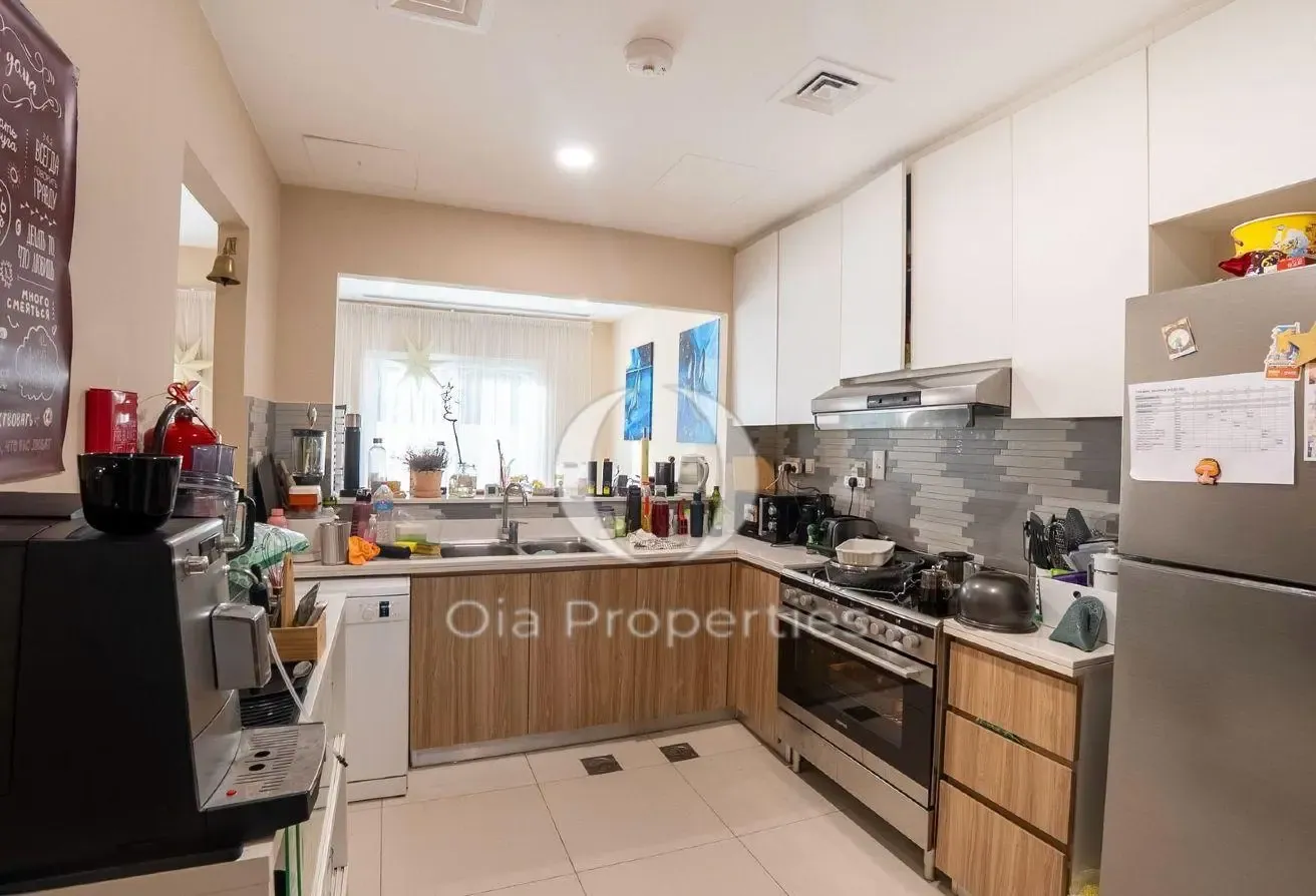 Vacant on Transfer | Upgraded 3BR+Maid |Amaranta 2