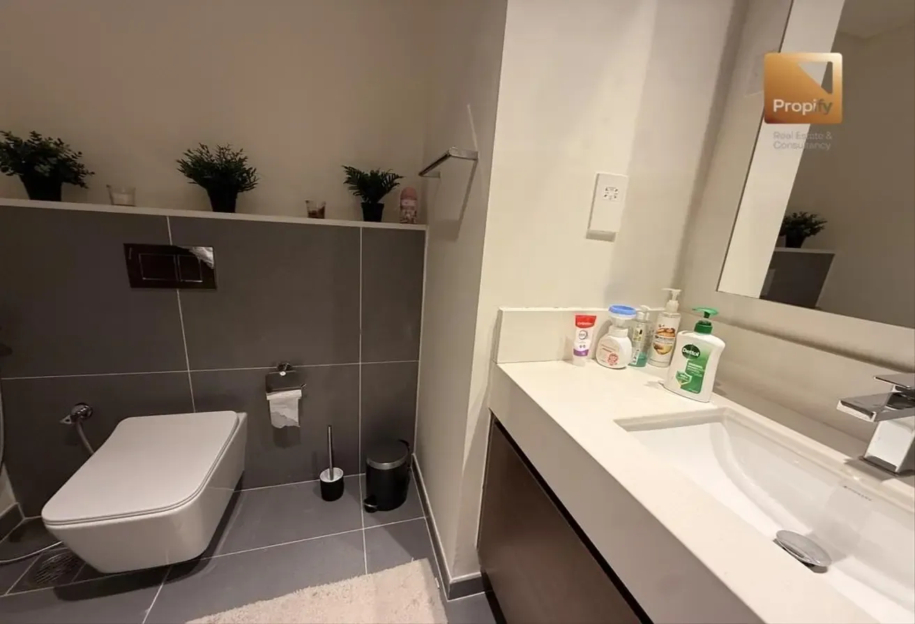 Motivated Seller | Vacant | High Floor