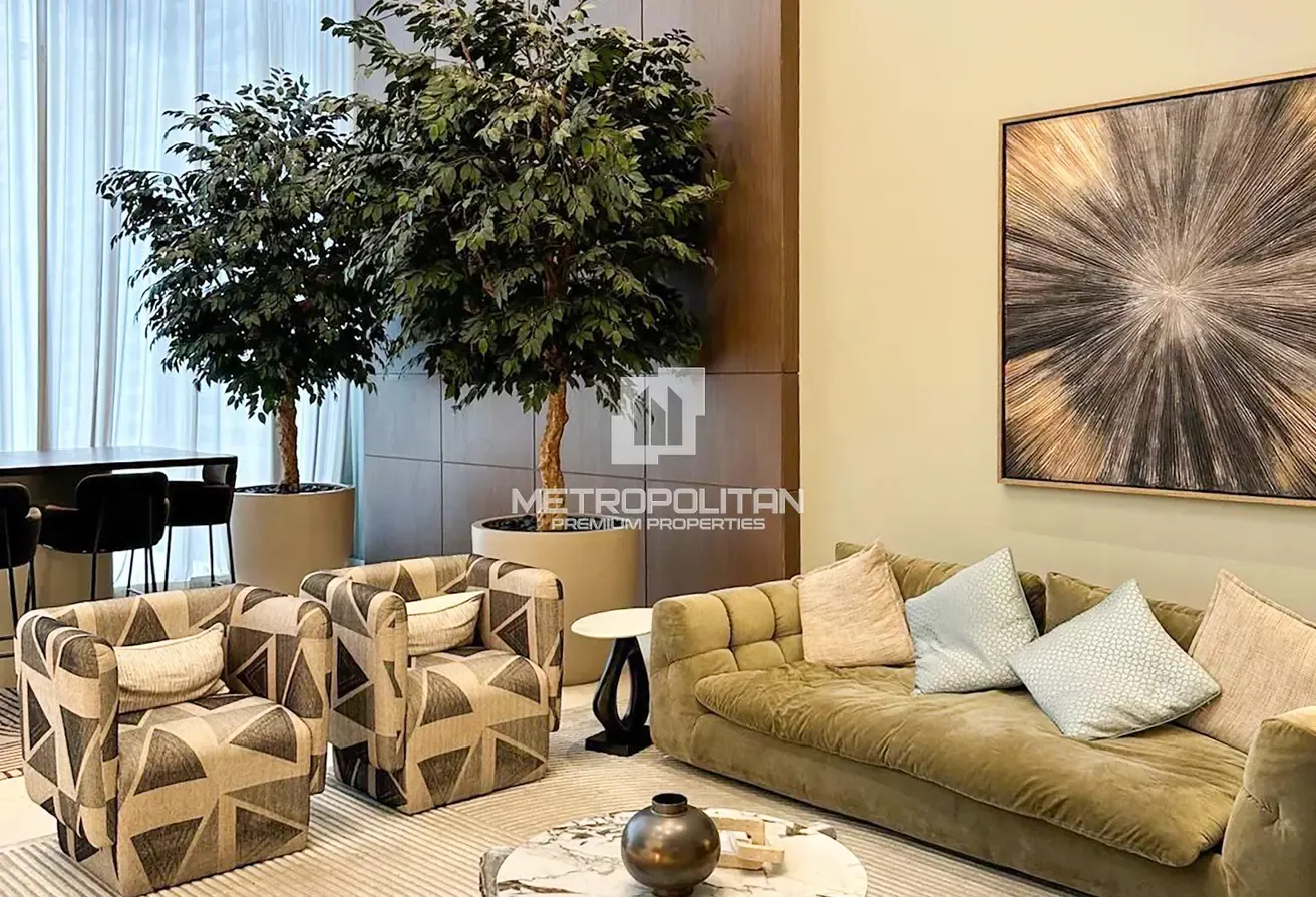 Spacious 1 Bedroom | Excellent Layout | High Floor